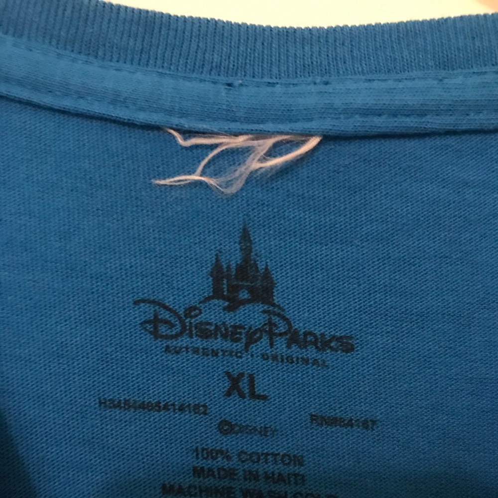 Olaf shirt 💙 - Picture 3 of 3